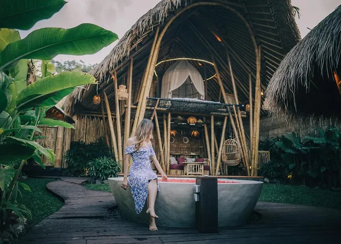 Balikayanas - Ellena House Villa
